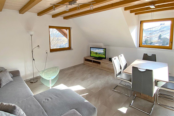 Ferienwohnung 2: Wohn- und Essbereich untere Etage